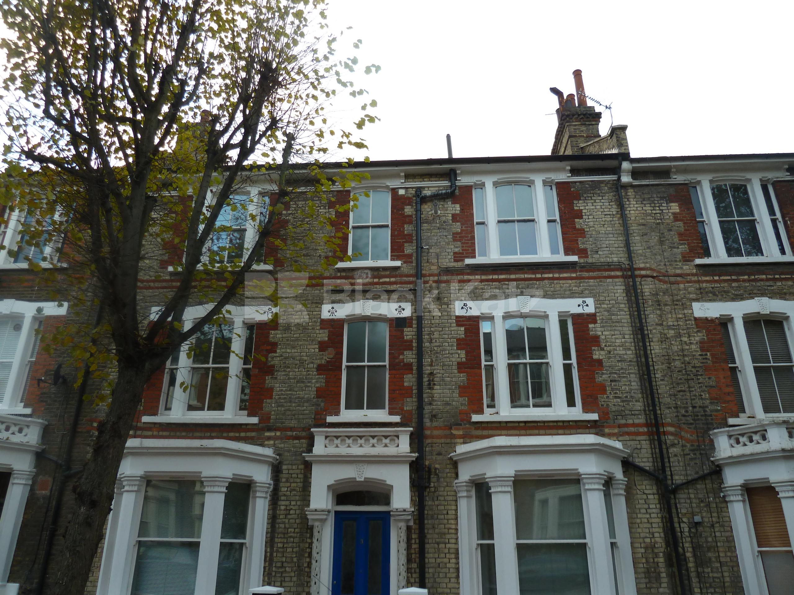 			NEW INSTRUCTION, 2 Bedroom, 1 bath, 1 reception Flat			 Stavordale Road, ISLINGTON,HIGHBURY N5